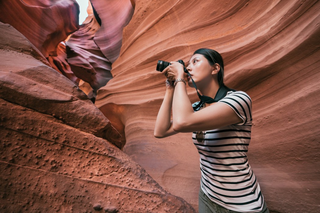 Antelope Canyon X Photo Tours | Taadidiin Tours