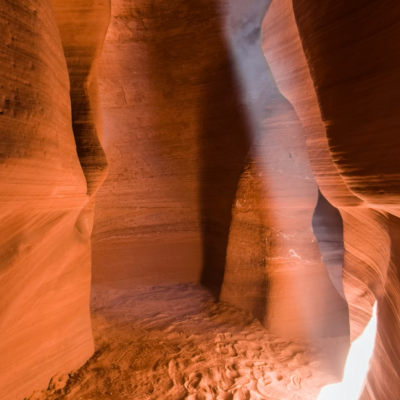 a blurry image of a canyon